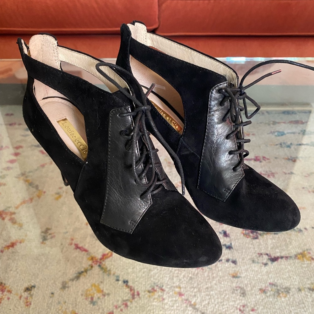 🥀Louise Et Cie🥀 Black Suede Heel Booties - Size 5.5/35.5